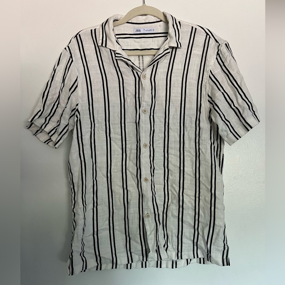 Zara men’s white with black stripes button up- linen feeling fabric. Size Large